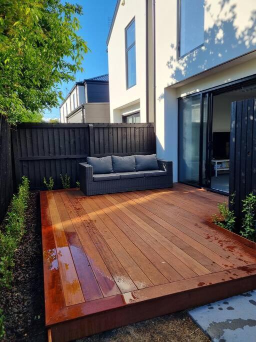 Central Home With Internal Garage - Close To Cbd! Christchurch Exteriör bild