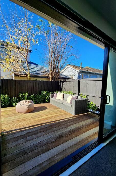 Central Home With Internal Garage - Close To Cbd! Christchurch Exteriör bild